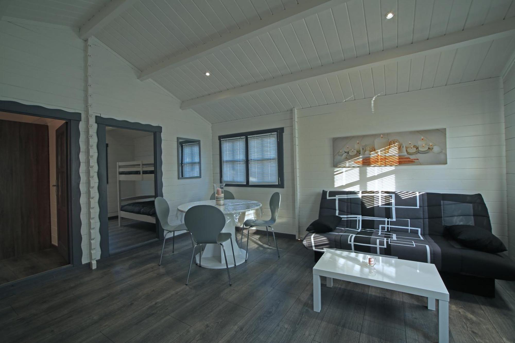 Chalet Mont Ventoux Et Chalet Vip Camaret-sur-Aigues Zimmer foto